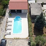 Lux Nina With Six Bedrooms, Private Pool By Adex Travel Villa