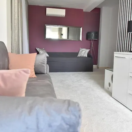Lux Nina With Six Bedrooms, Private Pool By Adex Travel * זאדאר