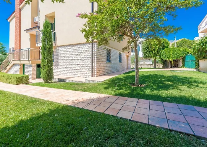 Willa Lux Nina With Six Bedrooms, Private Pool By Adex Travel *