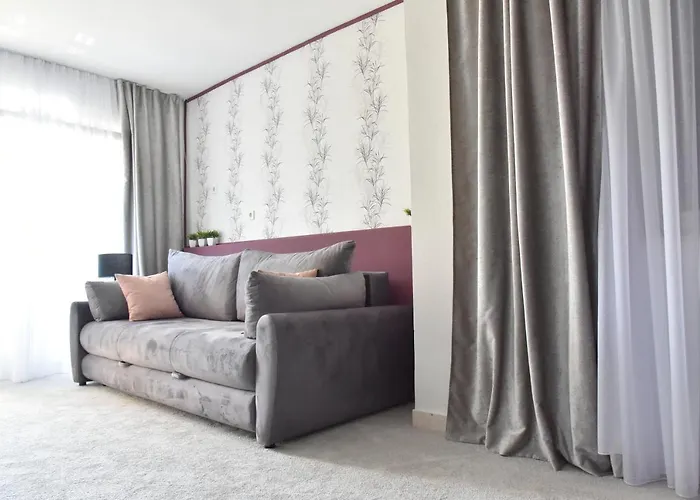 Lux Nina With Six Bedrooms, Private Pool By Adex Travel Willa