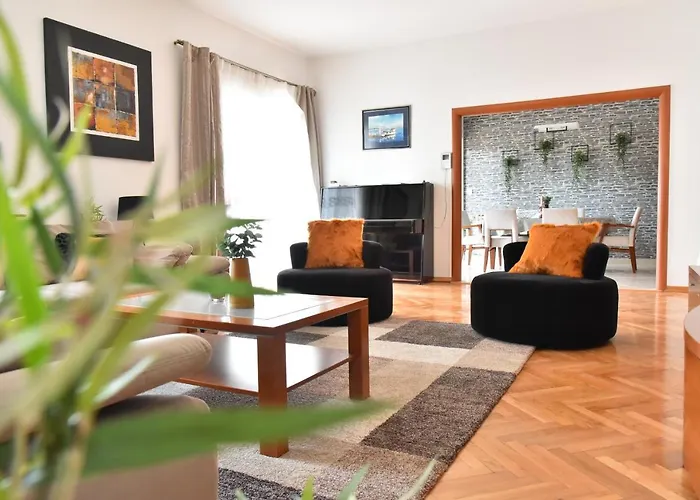 Lux Nina With Six Bedrooms, Private Pool By Adex Travel Willa Zadar