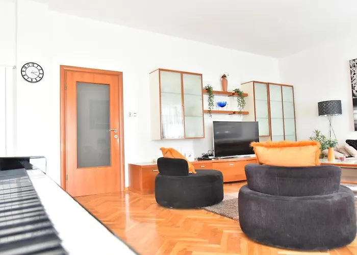 Willa Lux Nina With Six Bedrooms, Private Pool By Adex Travel Zadar