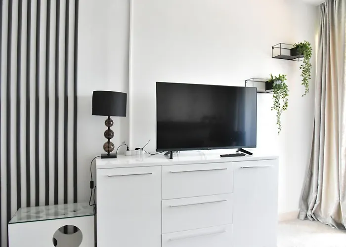 Lux Nina With Six Bedrooms, Private Pool By Adex Travel Zadar