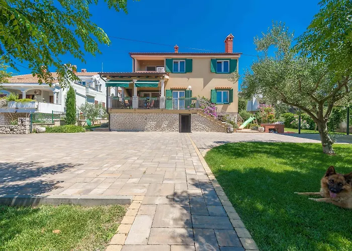 Lux Nina With Six Bedrooms, Private Pool By Adex Travel