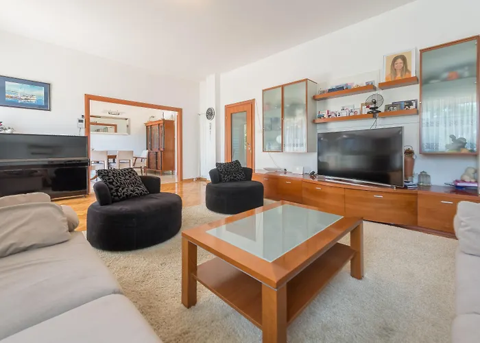 Lux Nina With Six Bedrooms, Private Pool By Adex Travel Willa Zadar