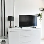 Lux Nina With Six Bedrooms, Private Pool By Adex Travel Zadar