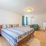 Lux Nina With Six Bedrooms, Private Pool By Adex Travel * Zadar